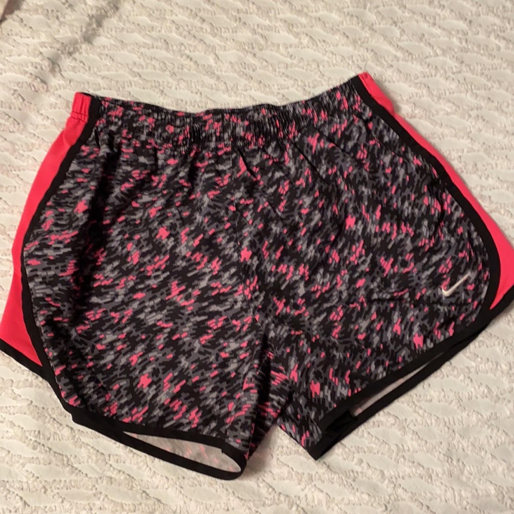 Set of Nike dri fit shorts - Picture 2 of 5